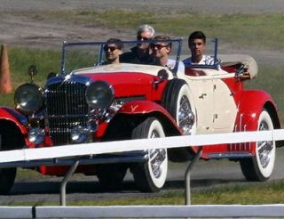 Leonardo DiCaprio conduce o masina de 3 milioane de dolari in filmul Marele Gatsby