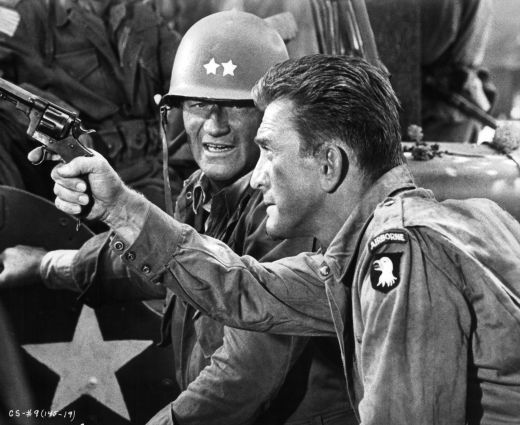John Wayne si Kirk Douglas in 'Cast a Giant Shadow' din 1966