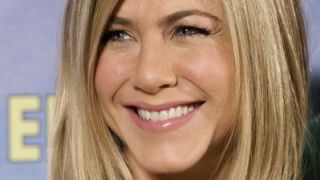 Cu cine era prietena Jennifer Aniston in liceu. N-o sa ghicesti niciodata!