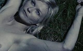 Cea mai provocatoare scena din acest an: Kirsten Dunst povesteste cum a fimat nud in Melancholia