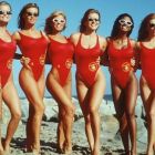 Blestemul celui mai vizionat serial din istorie. Cum au ajuns starurile din Baywatch la 22 de ani de la lansare