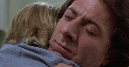 Kramer Vs Kramer (1979): Billy Kramer (Justin Henry) cade si se raneste, iar tatal sau, Ted (Dustin Hoffman) alearga cateva strazi pentru a-l duce la spital. In timp ce doctorii ii pun copci, Ted are grija de fiul sau si il incurajeaza sa treaca peste spaima si durere.