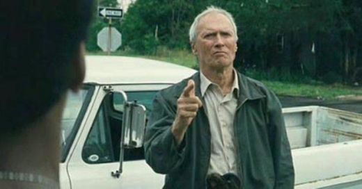 Gran Torino (2008): Veteranul de razboi Walt Kowalski (Clint Eastwood)  face o vizita gastii de nebuni care i-au terorizat cartierul, dar acesta se lasa ucis pentru a fi sigur ca banda de criminali va fi prinsa si pedepsita.
