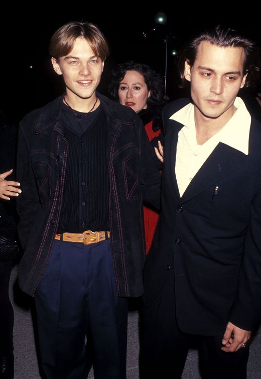 Leonardo DiCaprio si Johnny Depp in 1993. Cei doi au jucat impreuna in Whats Eating Gilbert Grape  