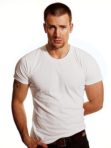 Chris Evans (30 de ani). A fost Captain America in aceasta vara