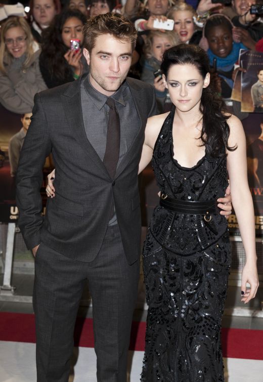 Kristen Stewart si Robert Pattinson la premiera din Londra de la  The Twilight Saga: Breaking Dawn - Part 1