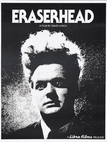 Actorul american Jack Nance cun oscut pentru colaborarea sa cu regizorul David Lynch (Eraserhead, Twin Peaks, Blue Velvet) a fost gasit mort pe 30 decembrie 1996 in circumstante misterioase.  Actorul a murit  singur in apartamentul sau dupa ce, beat fiind, a fost implicat intr-o bataie 