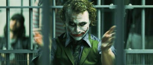 Michael Caine a declarat ca Heath Ledger era genial, iar interpretarea Jokerului o depaseste pe cea a lui Jack Nicholson: 