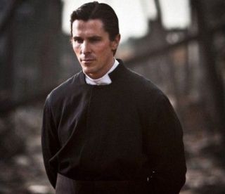 Christian Bale, oprit cu forta de politistii chinezi. Scandal la lansarea celui mai scump film facut vreodata de chinezi- The Flowers of War