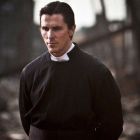 Christian Bale, oprit cu forta de politistii chinezi. Scandal la lansarea celui mai scump film facut vreodata de chinezi- The Flowers of War
