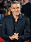 George Clooney a dat lovitura in acest an: a primit 3 nominalizari la Globurile de Aur pentru cel mai bun regizor ( The Ides of March) cel mai bun actor ( The Descendants) si cel mai bun scenariu ( The Ides of March)