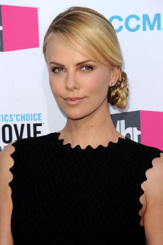 Charlize Theron 