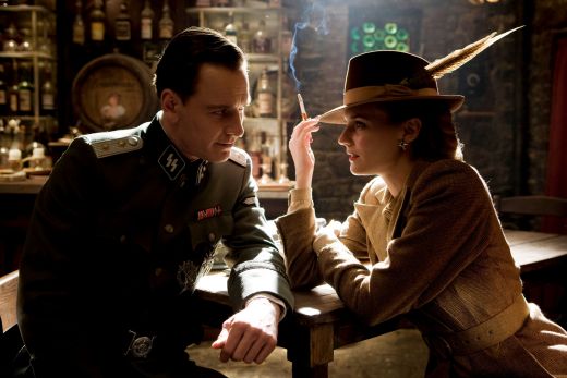 Inglorious Basterds (2009): In 2009, Fassbender a facut un pas major in cariera sa, dupa ce a aparut in blockbuster-ul lui Quentin Tarantino. Sarmant si increzator, Fassbender nu apare foarte mult in film, dar atunci cand o face, o face cu stil, in unele dintre cele mai memorabile scene din ultimii ani.