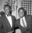 Nat King Cole si actorul Sidney Poitier la gala premiilorOscar din 1963