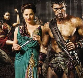 Spartacus, sezonul 3 a adus audiente record la 4 luni de la moartea lui Andy Whitfield. Serialul s-a intors mai brutal, mai violent, mai sexy