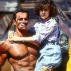 Cine este fetita din bratele lui Arnold Schwarzenegger: 28 de ani de la filmul in care o actrita stralucitoare debuta pe marele ecran