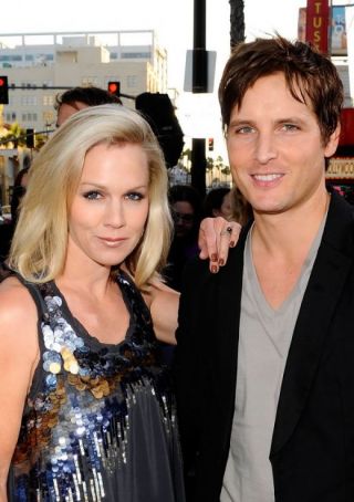 Jennie Garth, vedeta serialului Beverly Hills si Peter Facinelli, starul din Twilight divorteaza dupa un mariaj de 11 ani