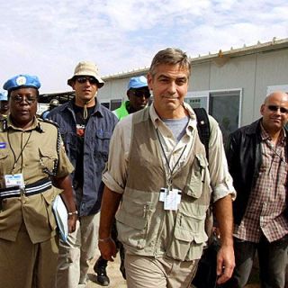 George Clooney, martorul unui atac cu rachete in Sudan. Imaginile terifiante pe care actorul le-a filmat