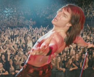 Muzica unei generatii. Tom Cruise canta Wanted Dead or Alive a lui Jon Bon Jovi in noul trailer de la Rock of Ages