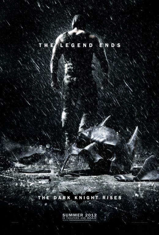 The Dark Knight Rises ( 27 iulie). Filmul va declansa o adevarata nebunie in cinematografe. Se apropie finalul epic si grandios al seriei incepute cu 7 ani in urma de Christopher Nolan  si Christian Bale. Fanii sunt nerabdatori sa afle cine va invinge, Batman sau Bane, cel mai crud dusman al sau.