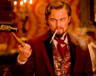 Leonardo DiCaprio se transforma intr-un stapan malefic: prima imagine cu el in filmul lui Tarantino, Django Unchained