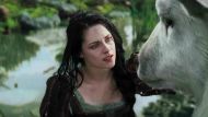 Snow White and the Huntsman Clip