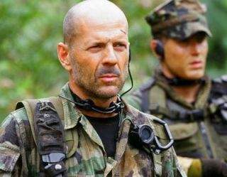Bruce Willis se lupta cu Cole Hauser in Greu de Ucis 5. Cine e personajul negativ din A Good Day to Die Hard