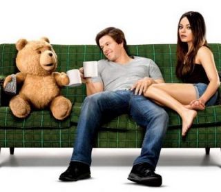 Ted, cea mai buna comedie originala fara perdea din istorie in box office. 15 comedii interzise minorilor cu cele mai mari incasari la debut in SUA