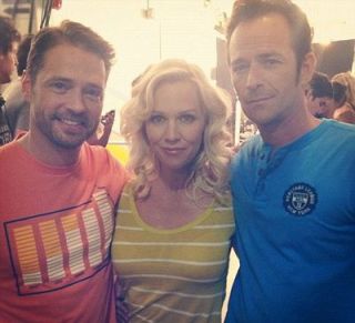 Kelly, Brandon si Dylan s-au reunit dupa 12 ani de la incheierea serialului Beverly Hills 90210. Cum arata azi starurile