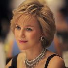 Naomi Watts o face pe Printesa Diana o femeie tulburata, geloasa si posesiva. Rolul lui Lady Di ii poate aduce o nominalizare la Oscar