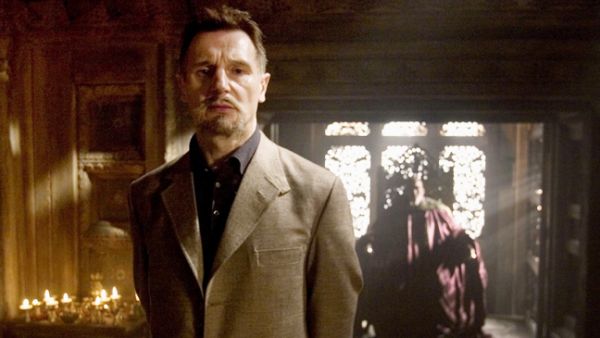   Ra's Al Ghul apare prima data in filme, in Batman Begins si este jucat de Liam Neeson. Eroul este nemuritor si considera ca o mare parte din populatia globala trebuia sa fie ucisa pentru a se reaseza ordinea naturala pe Pamant. El se dovedeste a fi un adversar de temut pentru Batman, dar si unul dinte cei care l-au invatat cel mai mult cum sa isi invinga temerile.