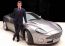 Aston Martin Vanquish este un model foarte popular printre fanii lui James Bond si condus de Pierce Brosnan in blockbusterul Die Another Day (2002). Masina era dotata cu o multime de gadget-uri cool si putea sa devina invizibila.