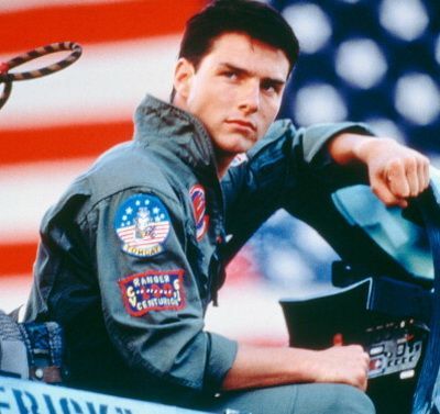 Blestemul filmului Top Gun: Tom Cruise se pregatea pentru Top Gun 2 cand a fost lovit de vestea cumplita a mortii lui Tony Scott