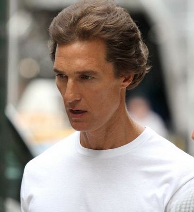 Matthew McConaughey are o transformare fizica socanta, asemanatoare cu cea a lui Christian Bale in Masinistul . Actorul joaca rolul unui bolnav de SIDA