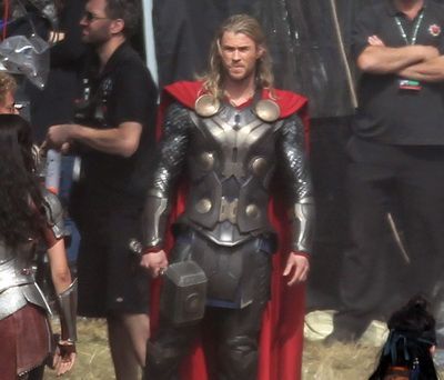 Primele imagini de la filmarile lui Thor 2, continuarea blockbusterului cu incasari de 450 de milioane de $