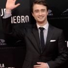 Eroul din Harry Potter, Daniel Radcliffe, apare nud alaturi de Zoe Kazan in prima lui comedie romantica