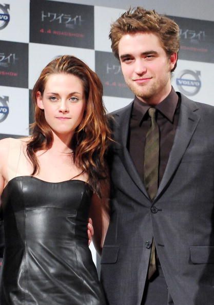 Kristen Stewart si Robert Pattinson s-au reunit chiar inainte de ultimul lor film Twilight. Cele mai frumoase imagini cu cei doi actori