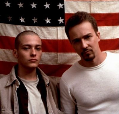 Tony Kaye, nebunul care a zguduit Hollywood-ul cu un film tulburator: American History X. De ce i-a luat 14 ani sa revina cu un nou film dupa un scandal memorabil