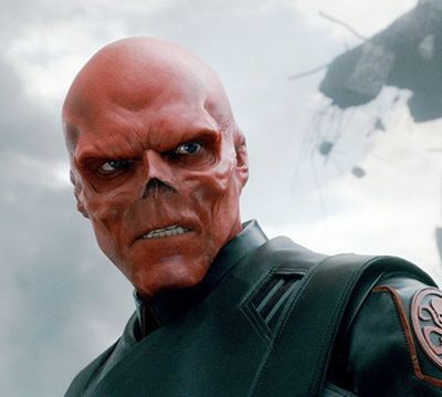 Hugo Weaving vrea sa renunte la Red Skull si Megatron: actorul nu se mai intoarce in Captain America 2. De ce regreta rolul din Transformers