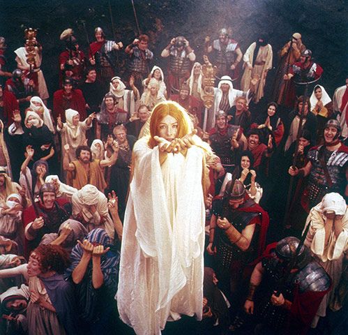 The Devils, 1971: O capodopera vizuala, dar un film foarte greu de vizionat, The Devils a reusit sa atraga furia multor spectatori dar si a consiliilor de cenzura. La aparitie, a fost criticat pentru ideile sale dure la adresa Bisericii, iar altii l-au numit o 