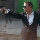 Skyfall a ajuns un fenomen global: ce salariu va primi Daniel Craig pentru Bond 24, cate femei are James Bond fata de un barbat obisnuit si cum se bate agentul 007 in costumele Tom Ford