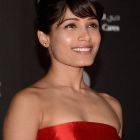 Freida Pinto: actrita a atras toate privirile la Festivalul de Film din Dubai. Cum i-a schimbat viata Slumdog Millionaire, un film cu 8 premii Oscar