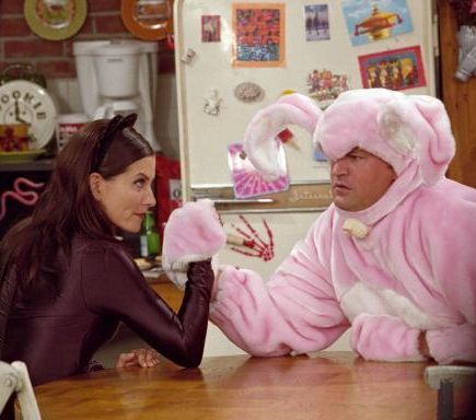 Monica si Chandler din Friends, din nou impreuna: Courteney Cox va juca in Go On, noul serial de comedie cu Matthew Perry