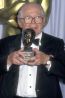 Billy Wilder este singrul om care a luat Oscar pentru regie, scenariu si cel mai bun film intr-un singur an cu The Apartment - 1960.