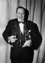 Persoana care a castigat cele mai multe premii Oscar este Walt Disney, cu 22 de trofee (22 competitive si 4 onorifice), fiind de asemenea cel care a castigat cele mai multe premii ale Academiei intr-un an - 4.