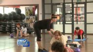 Intineriti cu fiecare ora de antrenament. Fitnessul poate face minuni pentru persoanele de peste 50 ani