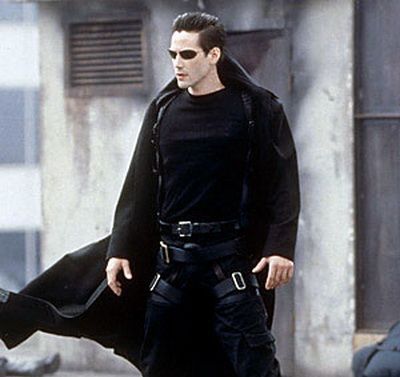 Andy si Lana Wachowski: creatorii seriei Matrix, dati in judecata pentru 300 milioane de dolari
