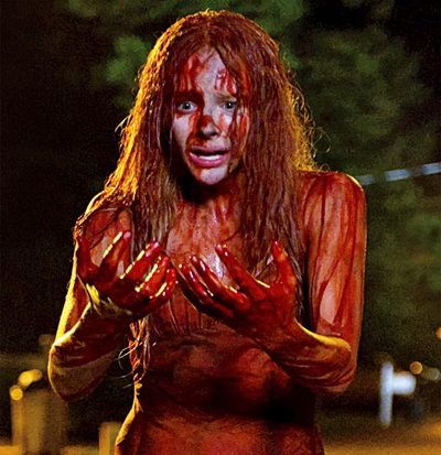 Trailer infricosator pentru Carrie: Chloe Moretz isi arata puterile supranaturale intr-unul dintre cele mai asteptate filme horror ale anului