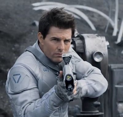 Apocalipsa s-a mutat in Islanda: Tom Cruise dezvaluie provocarile prin care a trecut la filmarile pentru Oblivion