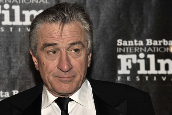 Robert De Niro: Putini stiu ca super starul a scapat de cancer la prostata. Actorul a suferit o interventie chirurgicala in 2003 pentru a scapa de boala.